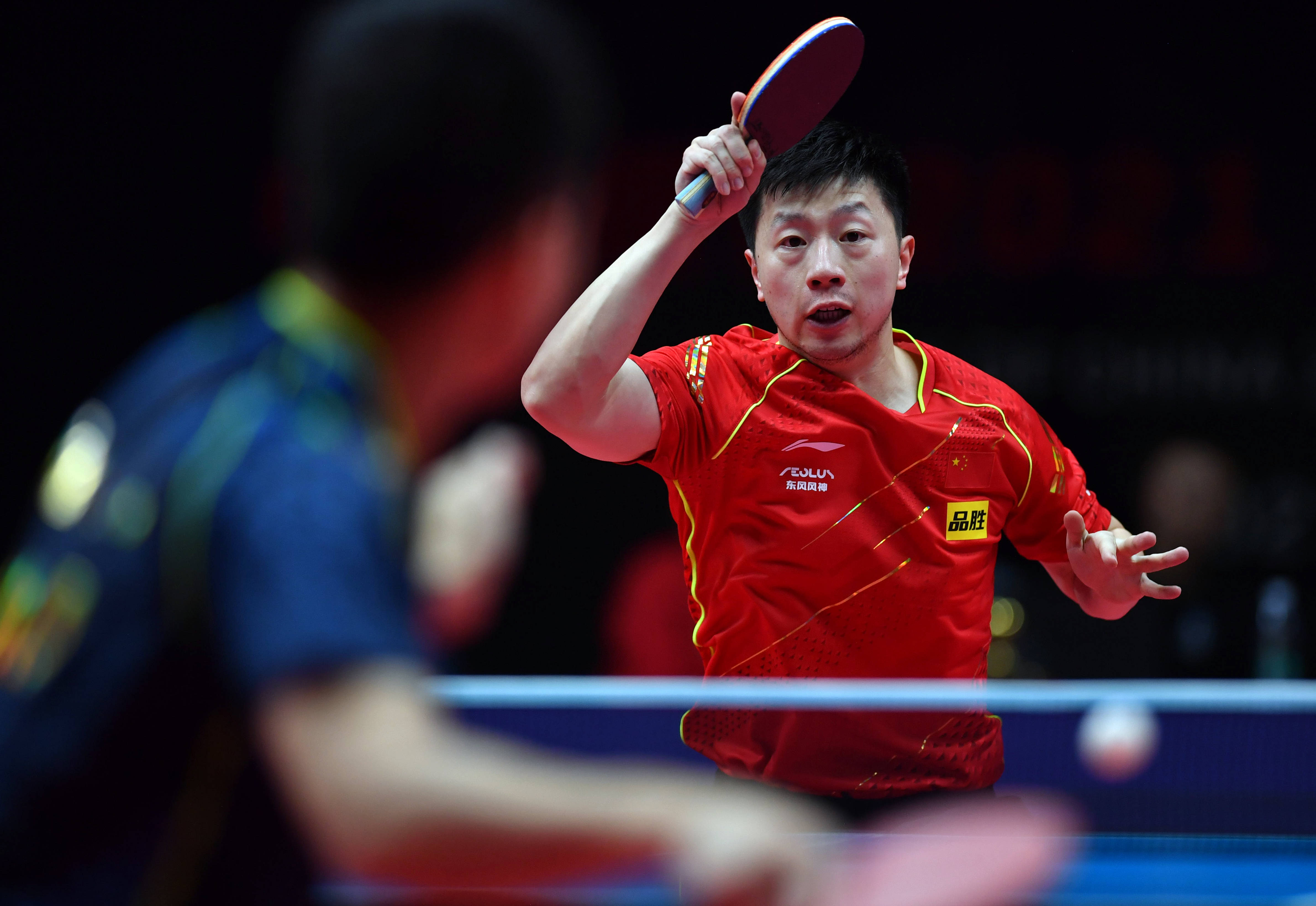 但他在比赛 但他在比赛