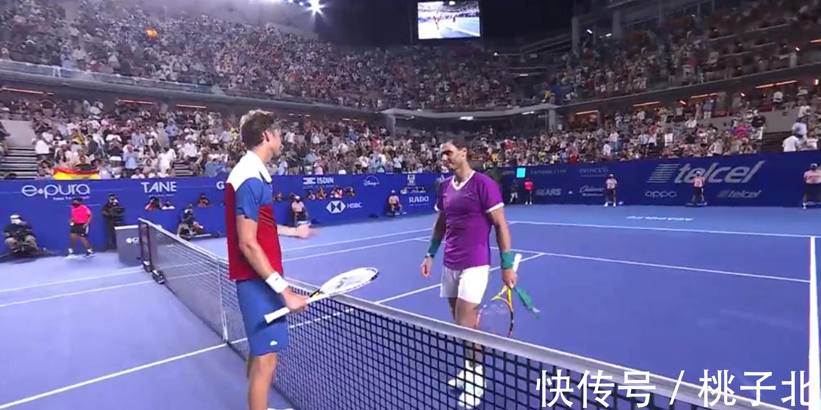 并在比赛中 并在比赛中