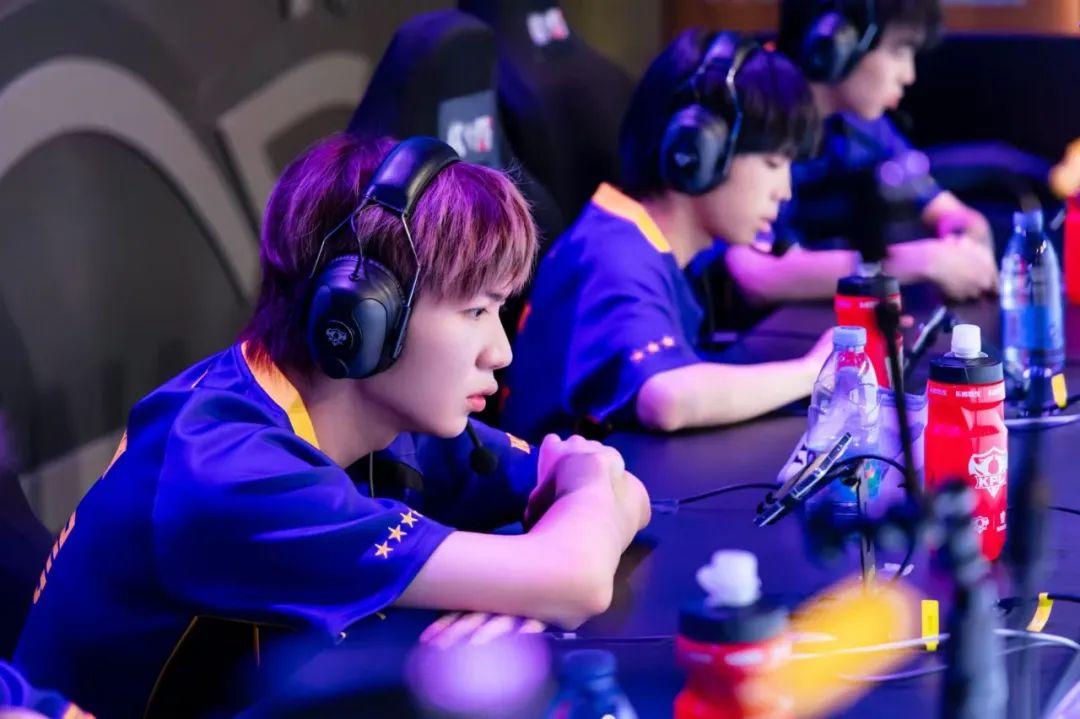 的大比分战 的大比分战