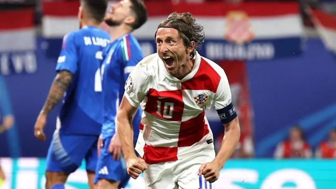 主力前锋在 主力前锋在